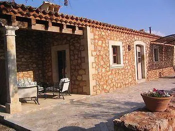 Torrent Fals Santa Maria del Cami  Country house