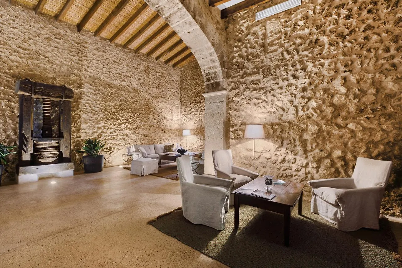 Torrent Fals Santa Maria del Cami  Country house