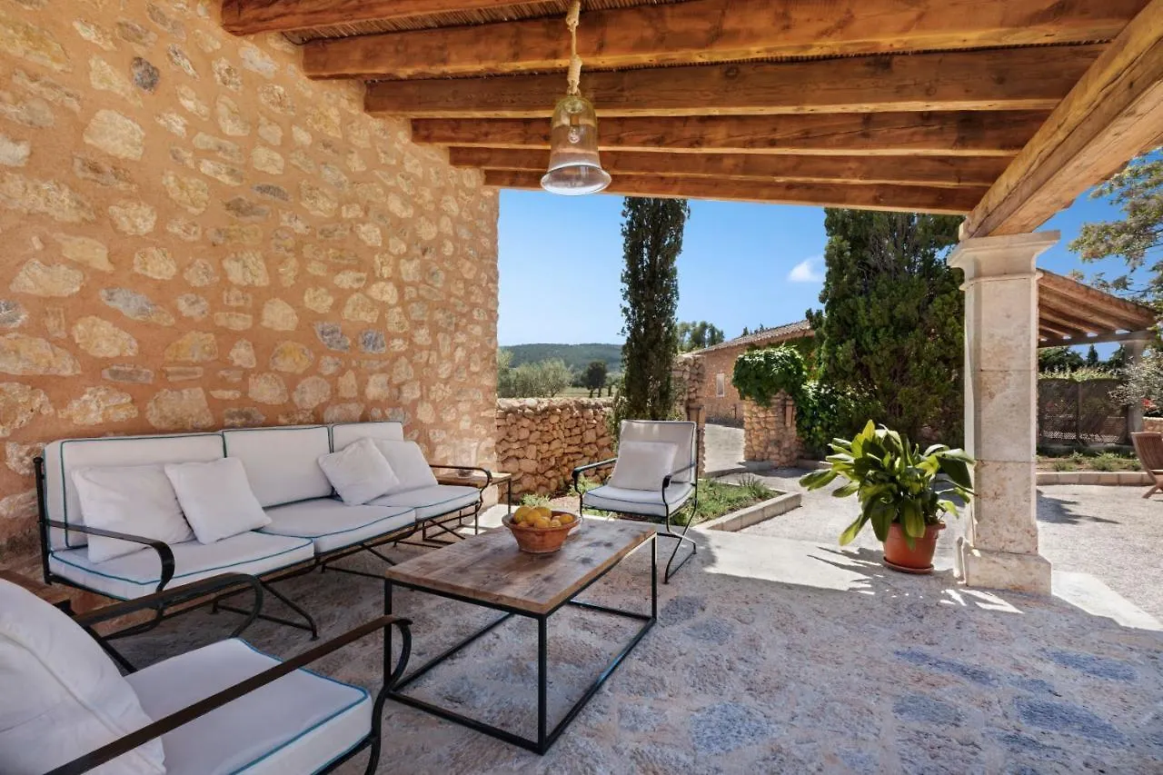 Country house Torrent Fals Santa Maria del Cami